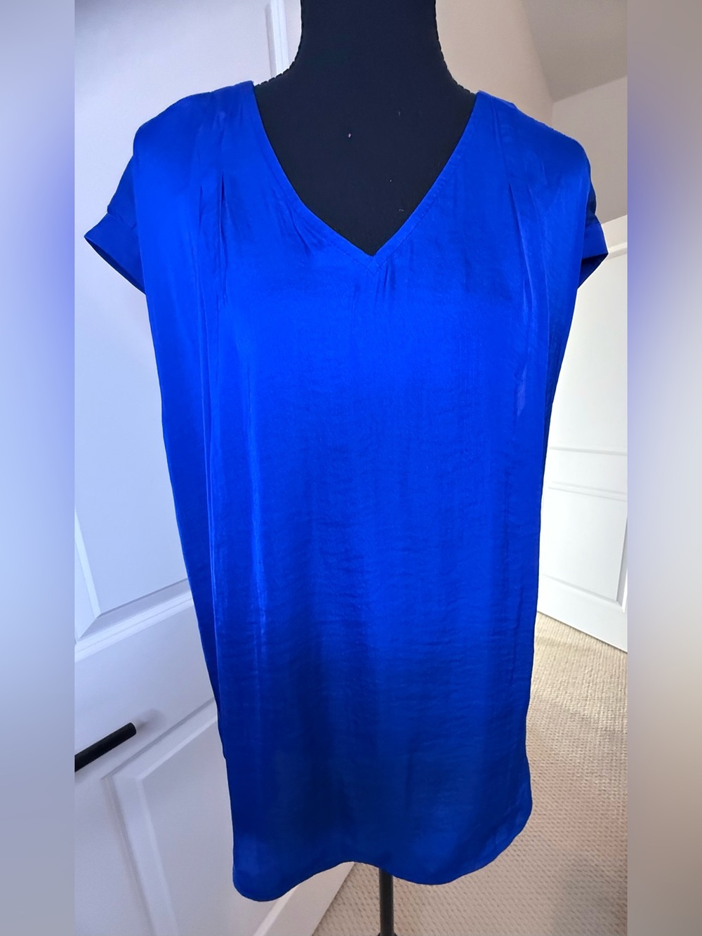 Simply Vera Vera Wang V-Neck Tunic in Cobalt Blue